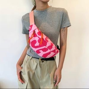 Chest Waist Bag Leopard Print Pink